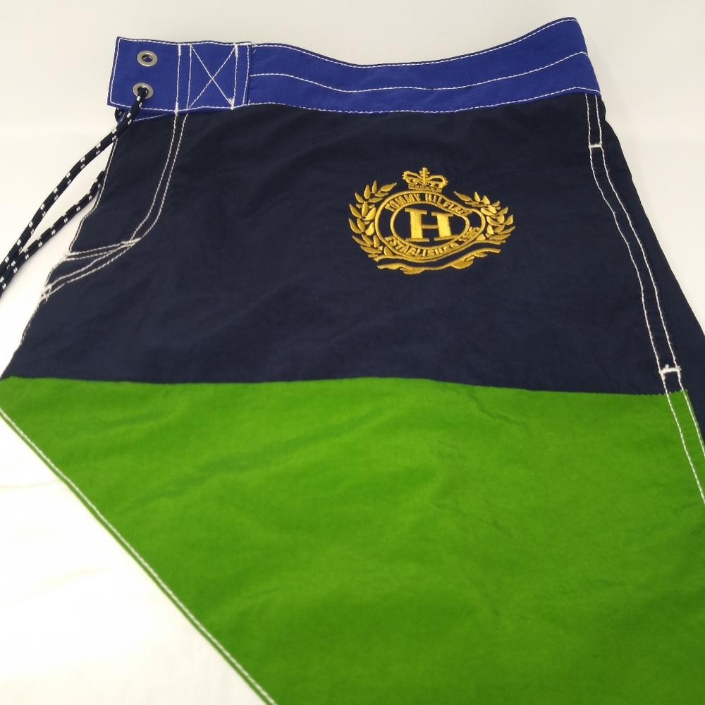 Tommy Hilfiger Board Shorts NWOT - Picture 4 of 16